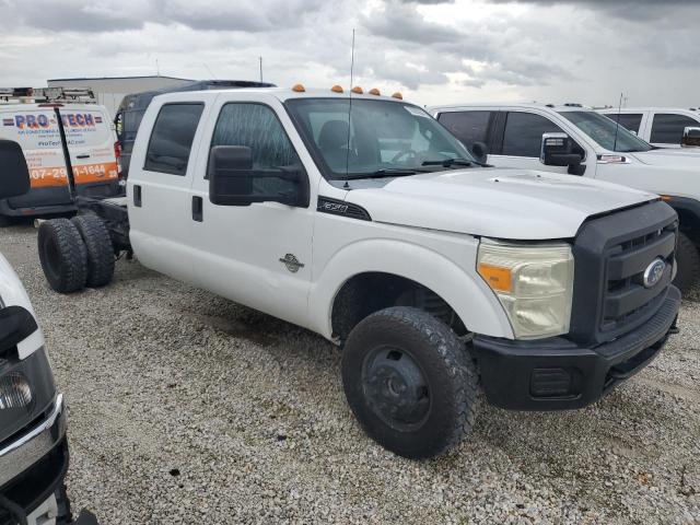 1FD8W3HT6BEC44657 - 2011 FORD F350 SUPER DUTY WHITE photo 4