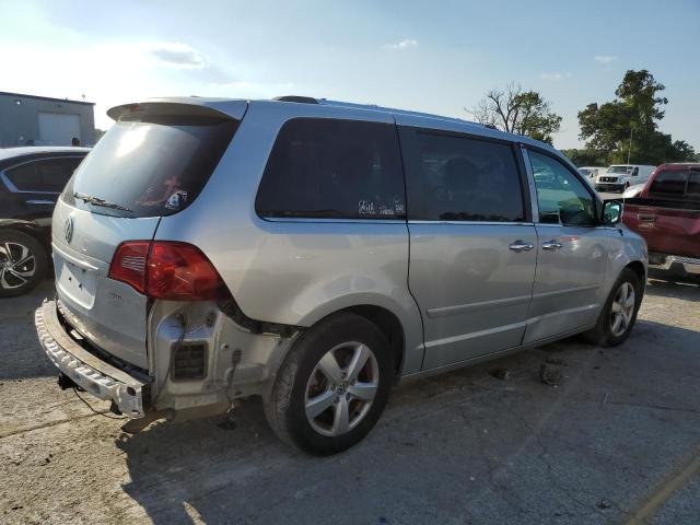 2C4RVADG5CR194220 - 2012 VOLKSWAGEN ROUTAN SEL PREMIUM SILVER photo 3