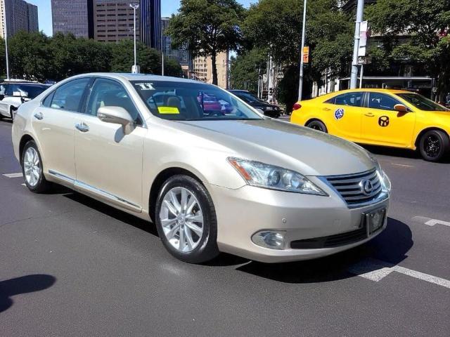 2011 LEXUS ES 350, null