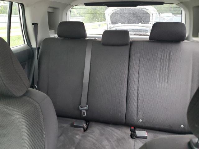 JTLZE4FE2A1112303 - 2010 TOYOTA SCION XB WHITE photo 10