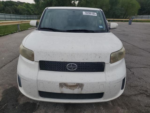 JTLZE4FE2A1112303 - 2010 TOYOTA SCION XB WHITE photo 5