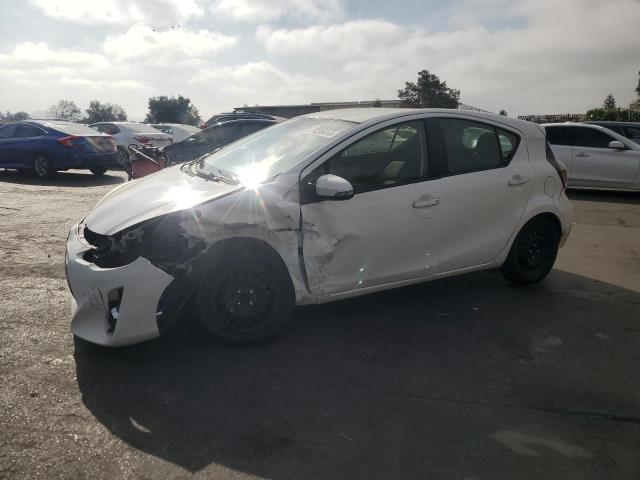 2016 TOYOTA PRIUS C, 