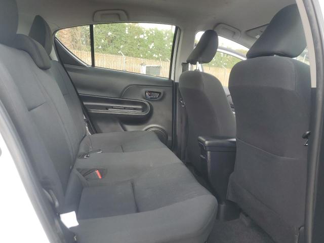 JTDKDTB37G1122638 - 2016 TOYOTA PRIUS C თეთრი ფოტო 10