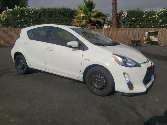 JTDKDTB37G1122638 - 2016 TOYOTA PRIUS C თეთრი ფოტო 4