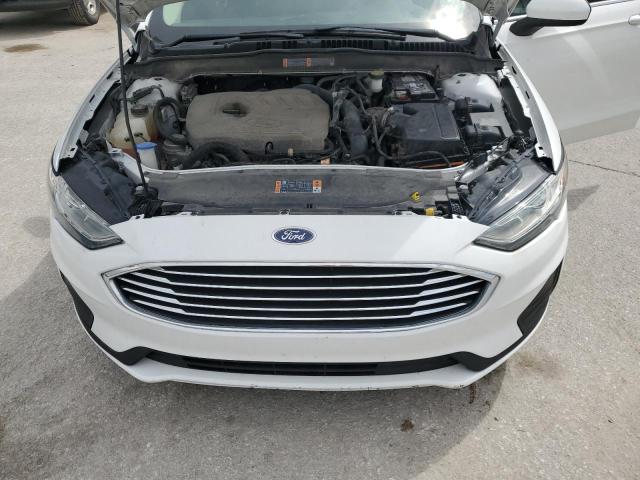 3FA6P0HD5KR283419 - 2019 FORD FUSION SE Білий фото 11