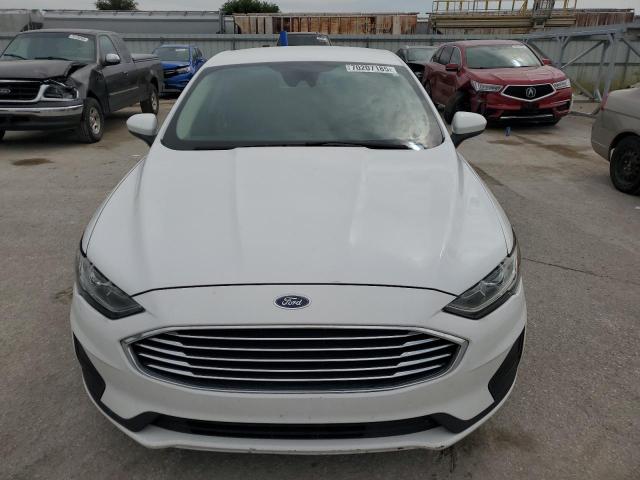 3FA6P0HD5KR283419 - 2019 FORD FUSION SE Білий фото 5