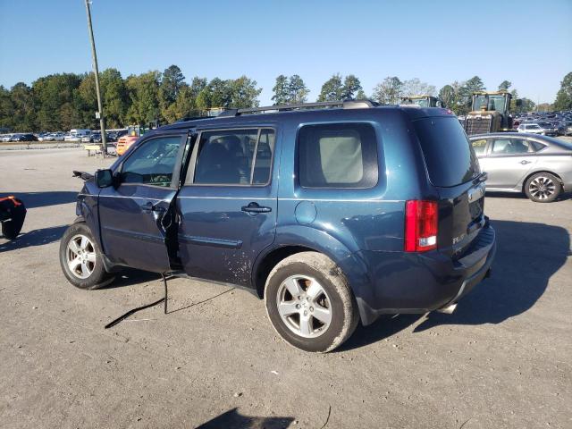 5FNYF3H52BB038465 - 2011 HONDA PILOT EXL BLUE photo 2