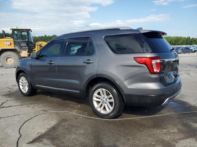 1FM5K7D88HGD14261 - 2017 FORD EXPLORER XLT 灰色 照片 2