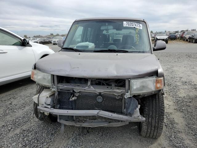 JTLKT334X40151860 - 2004 TOYOTA SCION XB GRAY photo 5