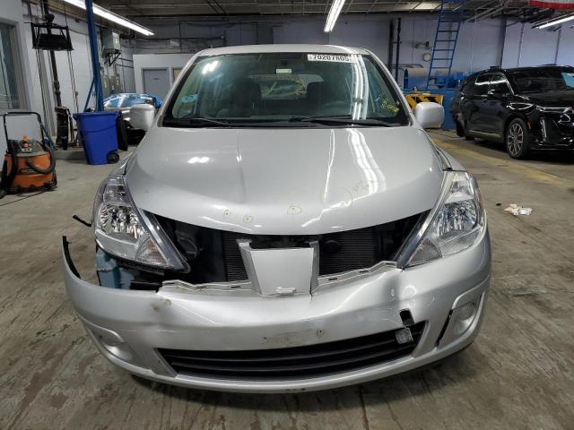3N1BC1CP9CK804599 - 2012 NISSAN VERSA S SILVER photo 5