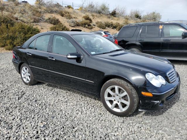 WDBRF92H07F929589 - 2007 MERCEDES-BENZ C 280 4MATIC BLACK photo 4