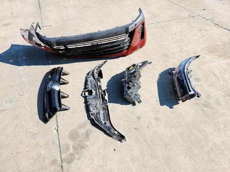 5TDJZRFH9KS968058 - 2019 TOYOTA HIGHLANDER SE წითელი ფოტო 13