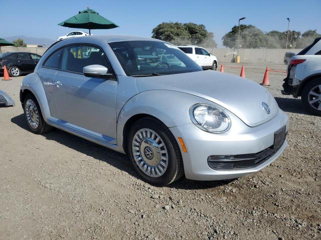 3VWJP7AT6DM659282 - 2013 VOLKSWAGEN BEETLE SILVER photo 4