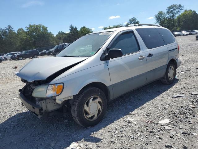 2001 TOYOTA SIENNA LE, 