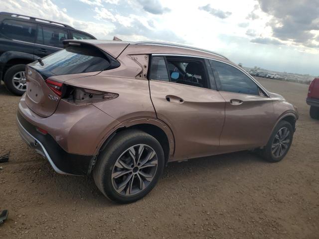 SJKCH5CR3HA022977 - 2017 INFINITI QX30 BASE PINK photo 3