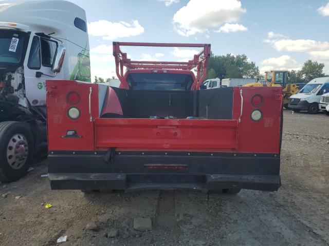 3C7WRMELXHG604319 - 2017 RAM 5500 RED photo 6