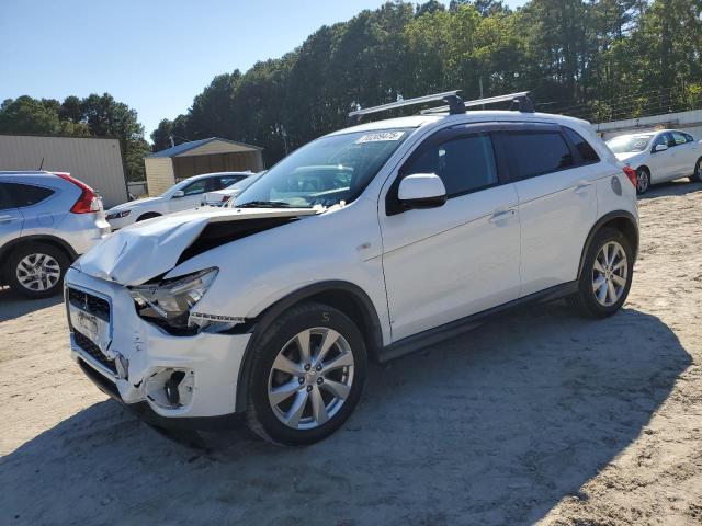 2015 MITSUBISHI OUTLANDER ES, 