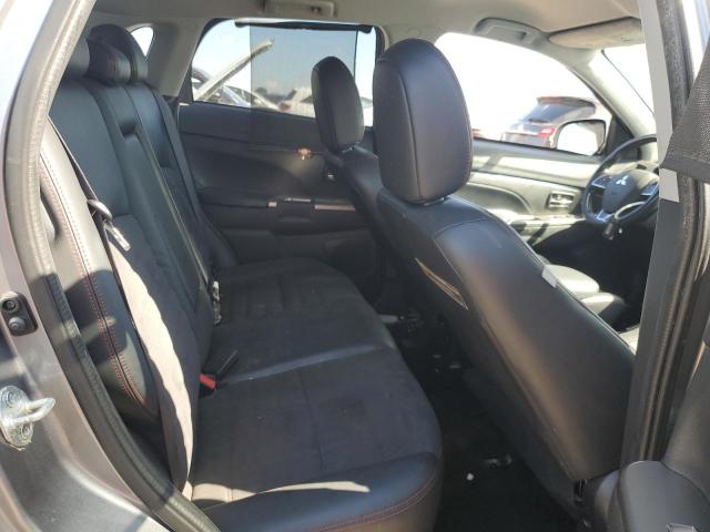 JA4AP3AW2JZ032783 - 2018 MITSUBISHI OUTLANDER ES Серый фото 10