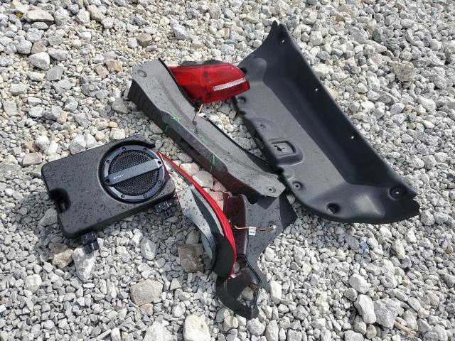 1FADP3H28JL314120 - 2018 FORD FOCUS SEL GREEN photo 12