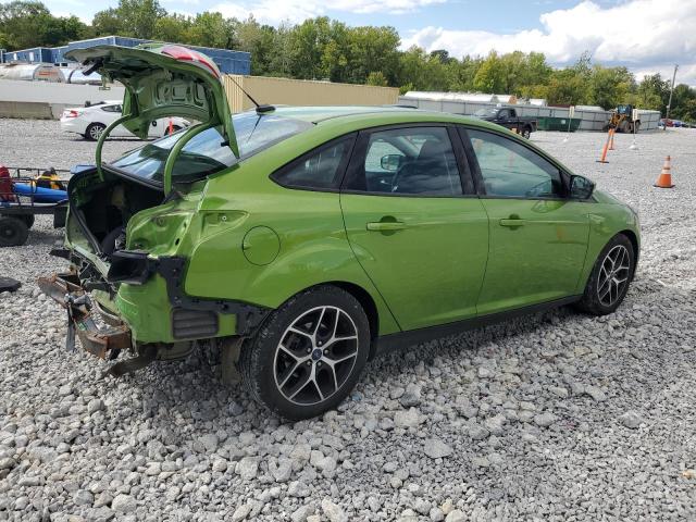 1FADP3H28JL314120 - 2018 FORD FOCUS SEL GREEN photo 3