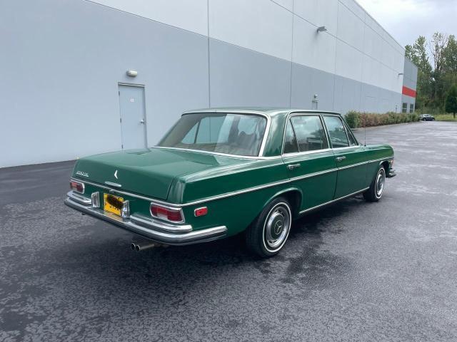 10801912034835 - 1968 MERCEDES-BENZ 280 SE GREEN photo 4