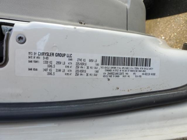 2A4RR5D10AR132075 - 2010 CHRYSLER TOWN & COU TOURING თეთრი ფოტო 12