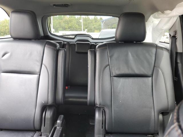 5TDJZRFH4KS919642 - 2019 TOYOTA HIGHLANDER SE WHITE photo 10