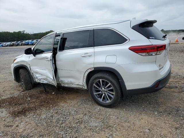 5TDJZRFH4KS919642 - 2019 TOYOTA HIGHLANDER SE WHITE photo 2