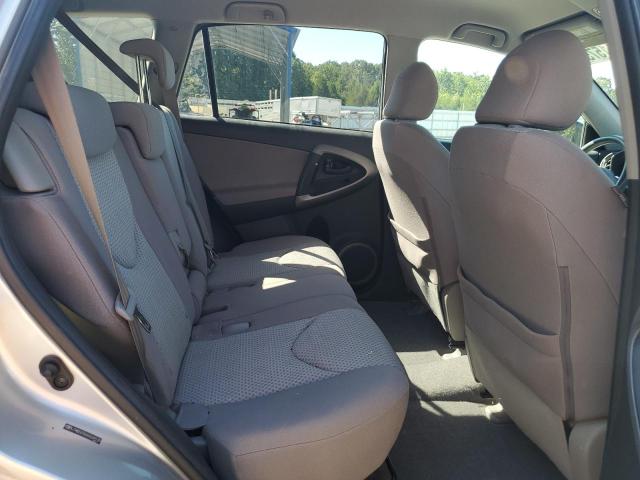 JTMBD33V065049135 - 2006 TOYOTA RAV4 银色 照片 11