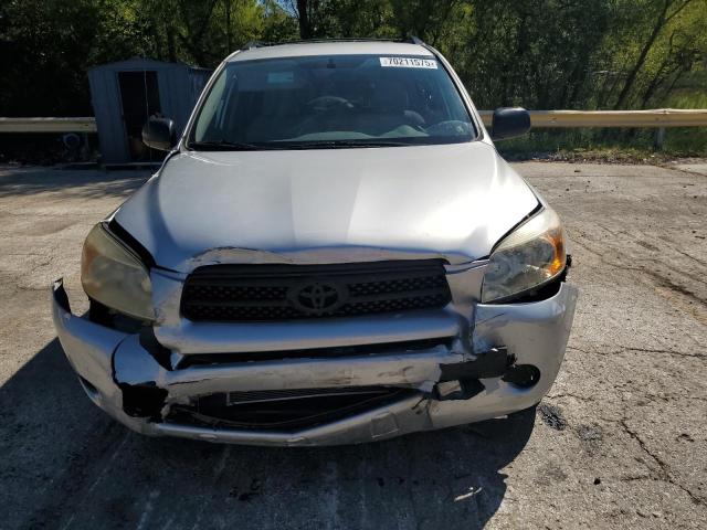 JTMBD33V065049135 - 2006 TOYOTA RAV4 银色 照片 5