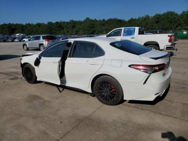 4T1B11HK4KU195545 - 2019 TOYOTA CAMRY L WHITE photo 2