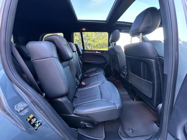 4JGDF6EE5KB230997 - 2019 MERCEDES-BENZ GLS 450 4MATIC GRAY photo 6