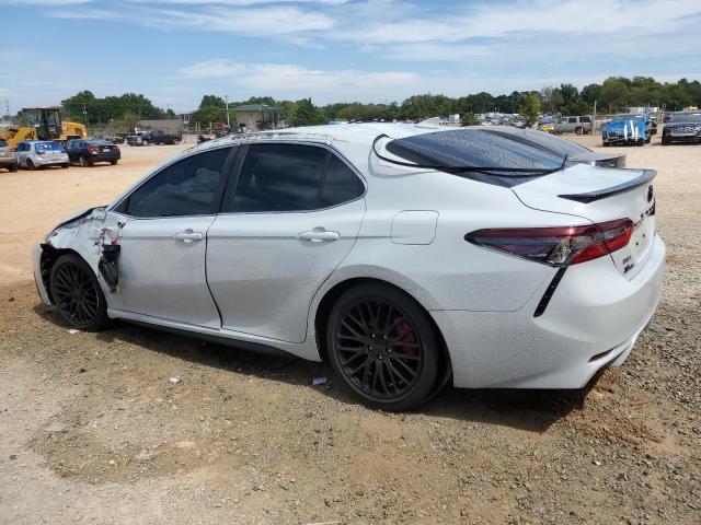 4T1T11AK0RU196751 - 2024 TOYOTA CAMRY SE NIGHT SHADE WHITE photo 2