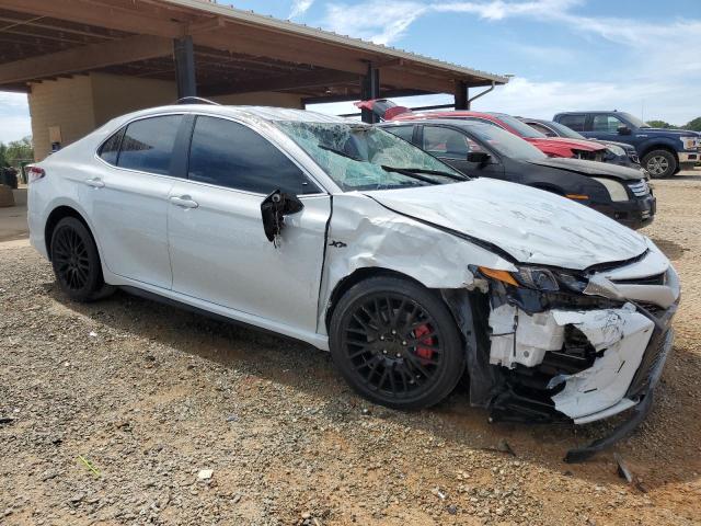 4T1T11AK0RU196751 - 2024 TOYOTA CAMRY SE NIGHT SHADE WHITE photo 4