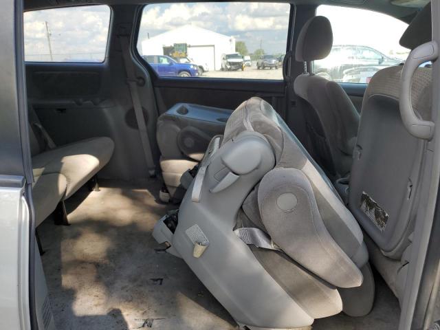 5TDZK23CX9S228181 - 2009 TOYOTA SIENNA CE SILVER photo 11