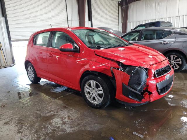 1G1JC6SH7F4172392 - 2015 CHEVROLET SONIC LT RED photo 4