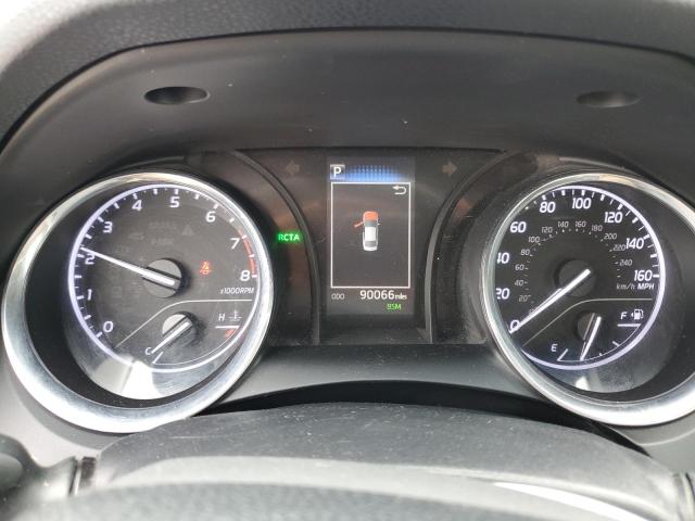 4T1B11HK8JU152051 - 2018 TOYOTA CAMRY L SILVER photo 9