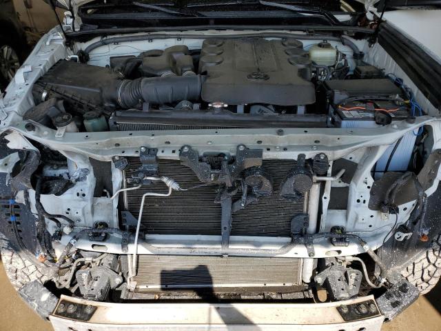 JTEMU5JR9M5889756 - 2021 TOYOTA 4RUNNER SR5/SR5 PREMIUM Weiß Foto 12