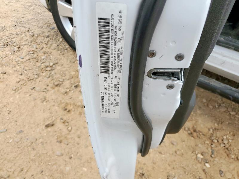 1C6RD6FT0CS169340 - 2012 DODGE RAM 1500 ST WHITE photo 12