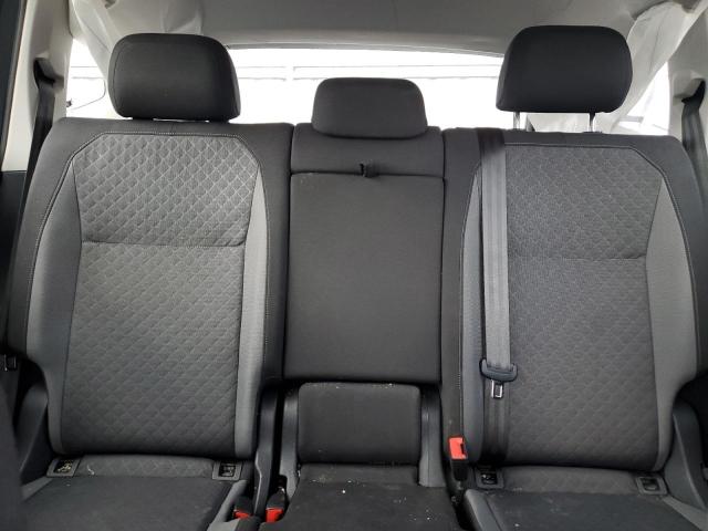 3VV0B7AX8KM166069 - 2019 VOLKSWAGEN TIGUAN S GRAY photo 10