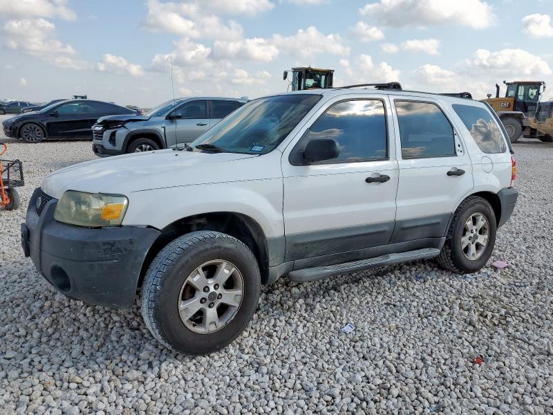 2005 FORD ESCAPE XLT, 