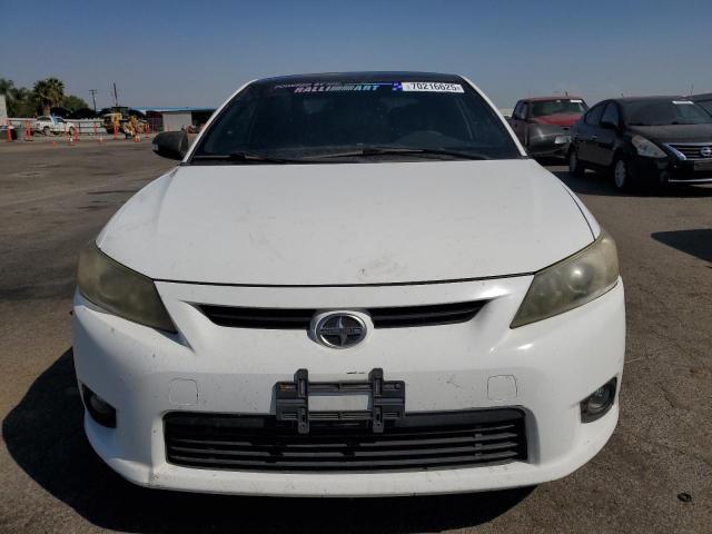 JTKJF5C72B3020060 - 2011 TOYOTA SCION TC WHITE photo 5