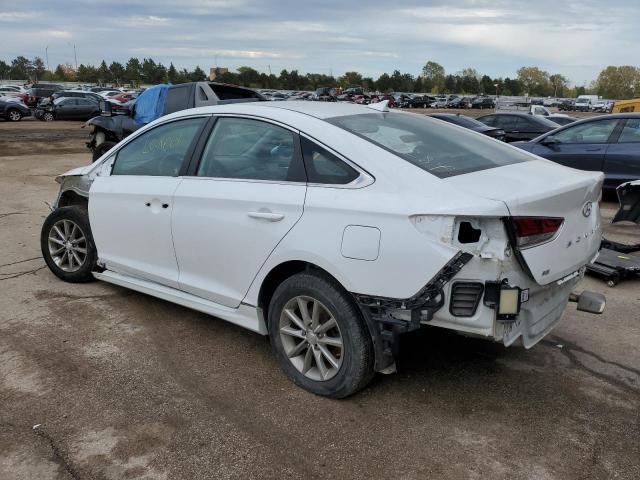 5NPE24AF1JH599635 - 2018 HYUNDAI SONATA SE WHITE photo 2