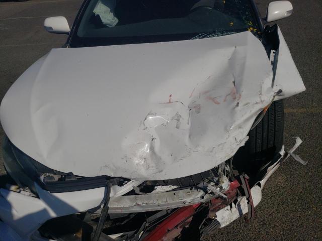 JTKJF5C75E3072450 - 2014 TOYOTA SCION TC 白色 照片 11