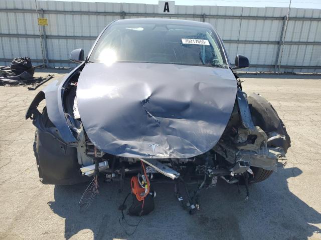 7SAYGDEE7NF461282 - 2022 TESLA MODEL Y Gri fotoğraf 5