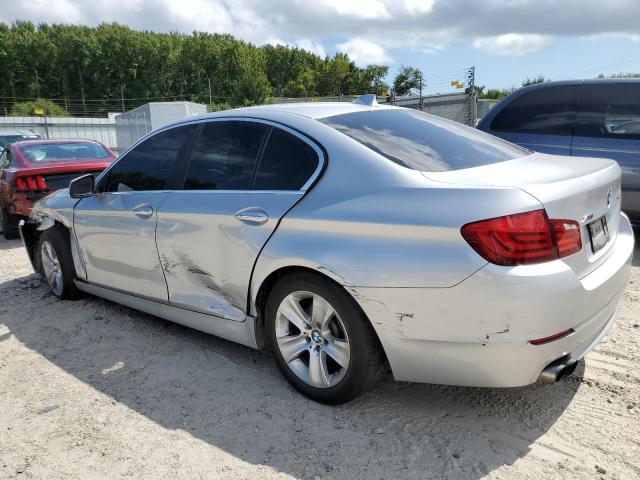 WBAXH5C53DD115134 - 2013 BMW 5 SERIES XI SILVER photo 2