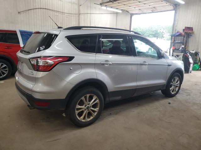 1FMCU9GD2JUB28695 - 2018 FORD ESCAPE SE 银色 照片 3