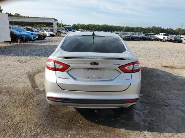 3FA6P0H79FR156947 - 2015 FORD FUSION SE 银色 照片 6