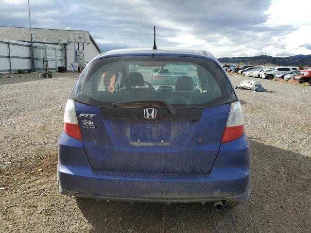 JHMGE8H24AS027081 - 2010 HONDA FIT BLUE photo 6