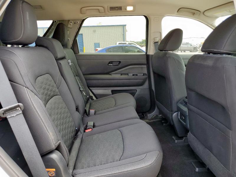 5N1DR3AA8RC308959 - 2024 NISSAN PATHFINDER S 银色 照片 11